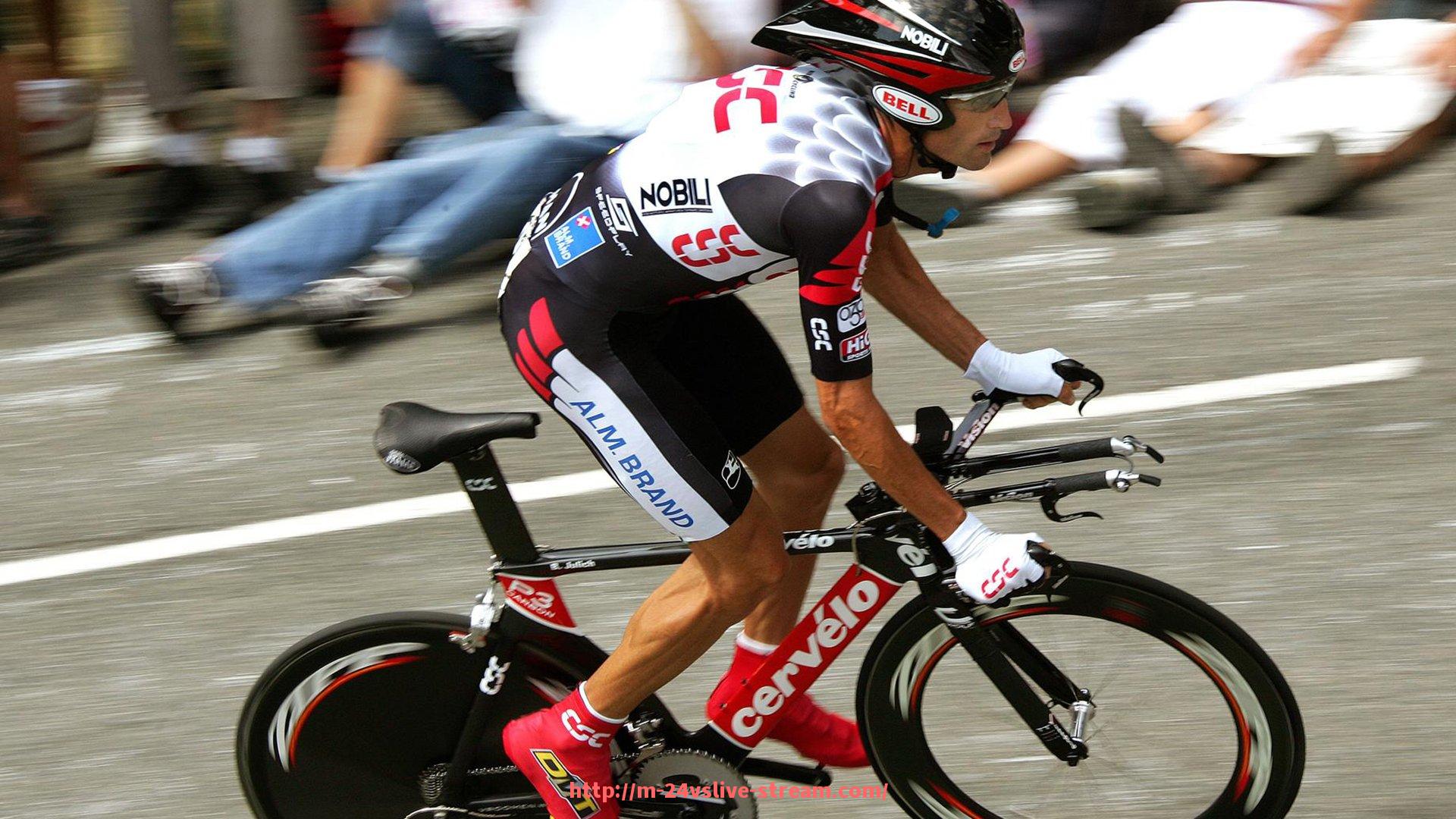 24VS体育直播-火箭队球员德克尔官方身高及生涯表现汇总